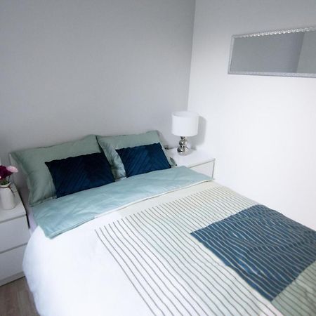 Flexible Selfcheckins 27 - Bedroom - New Zagreb Bagian luar foto